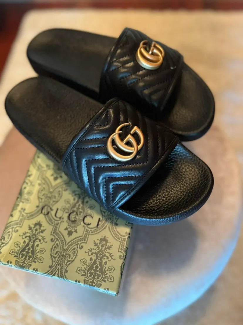 Quilted Comfort Slides