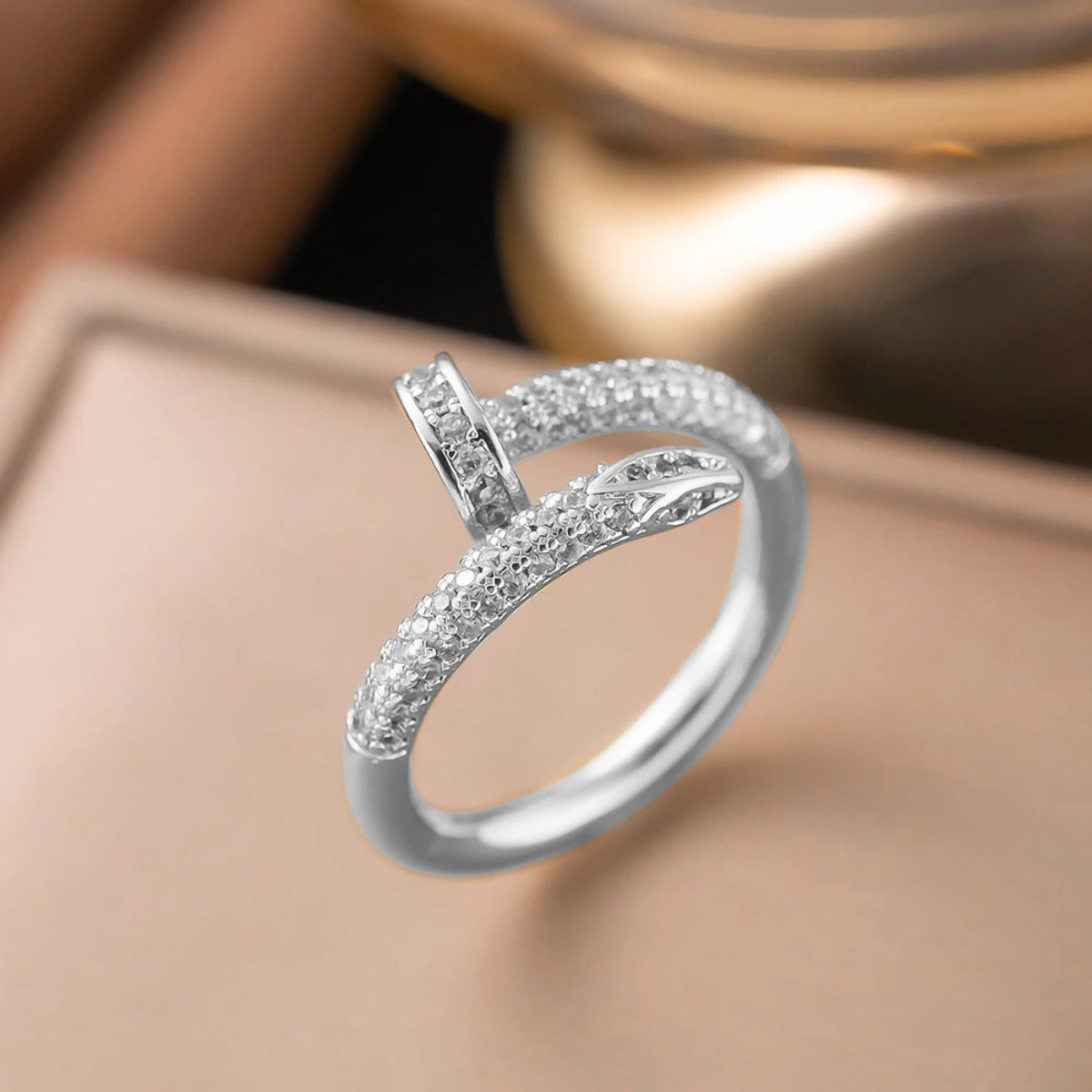 Nail Luxe Ring