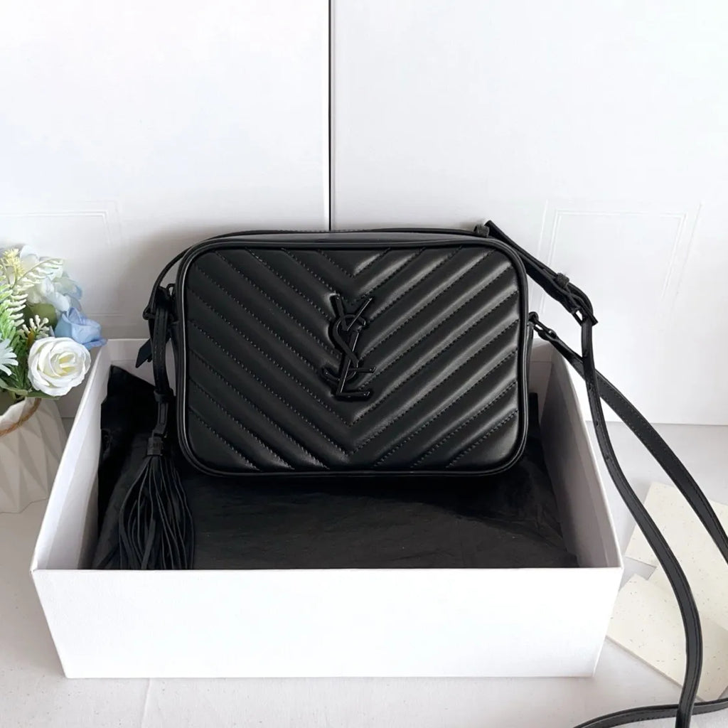 Ravelle Quilted Shoulder Bag (Black/ Black Logo)